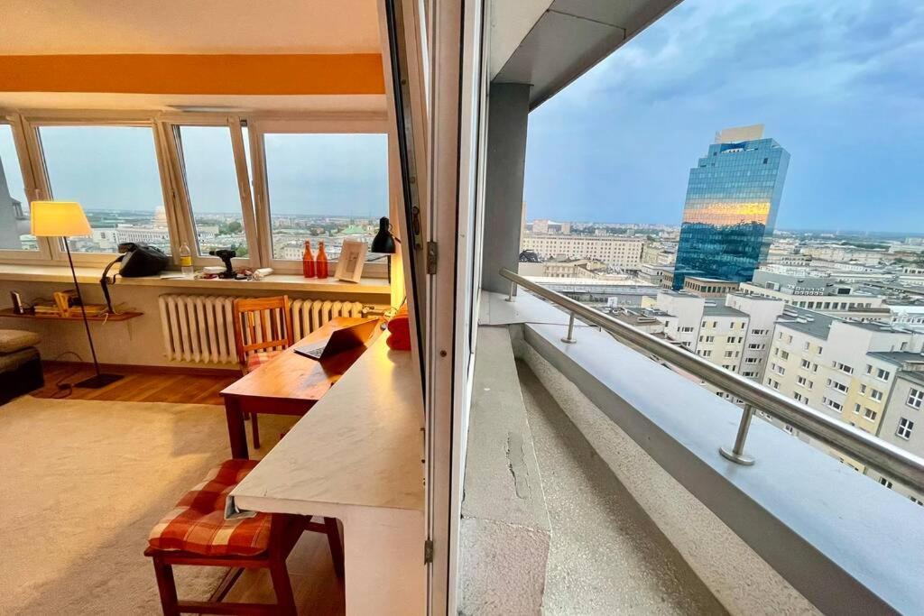 Orange Metro Fast Wifi 1Gbs Big Tv Hbo Appletv Apartment Warsaw Exterior photo